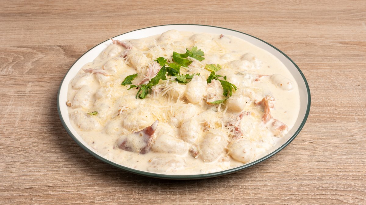 Gnocchi alle noci parma e panna