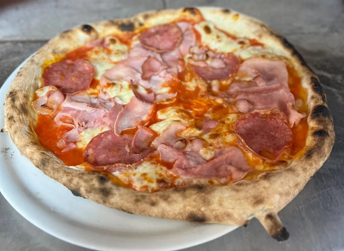 Pizza Carne