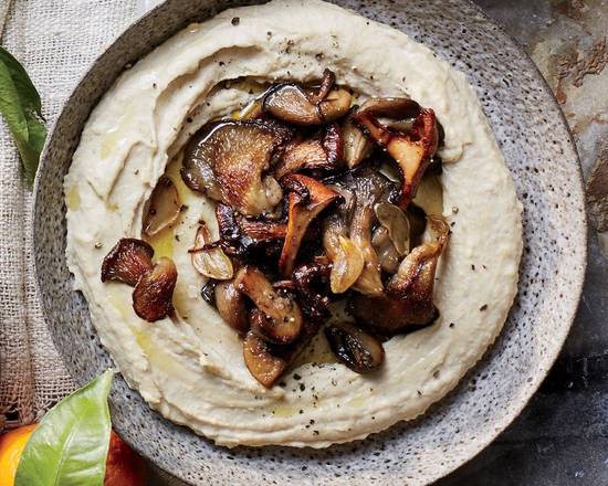 Hummus w/ Mushrooms