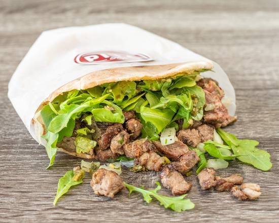 Spicy steak pita