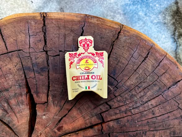 CALABRIAN CHILI OIL PERSONAL PACKS