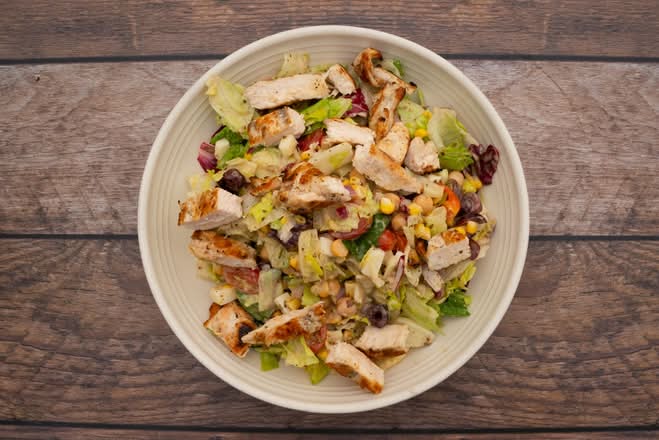 CHICKEN CHOPPED SALAD
