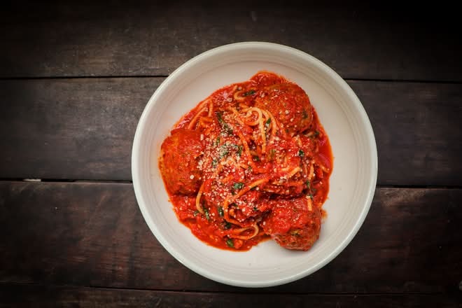 LRG SPAGHETTI + MEATBALL