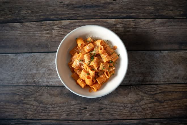 LRG SPICY RIGATONI ALLA VODKA