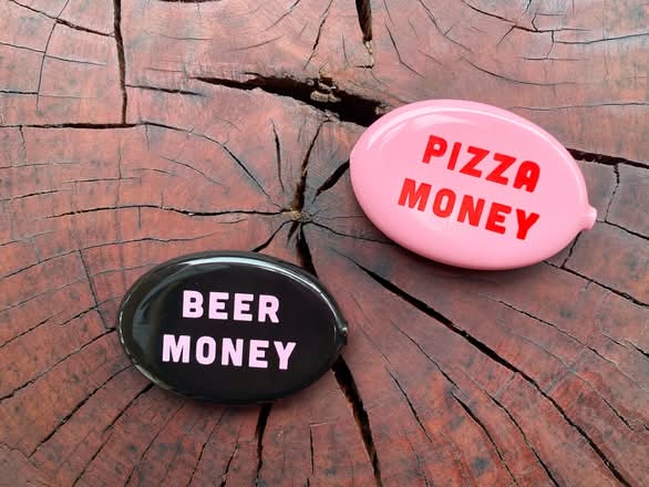 PIZZA/BEER MONEY CHANGE HOLDER