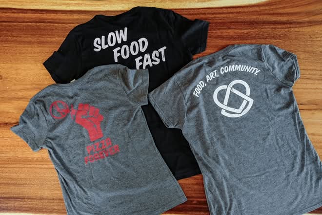 T- SHIRT - SLOW FOOD FAST