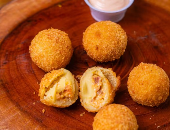 Bolinhos de Cheddar e Bacon
