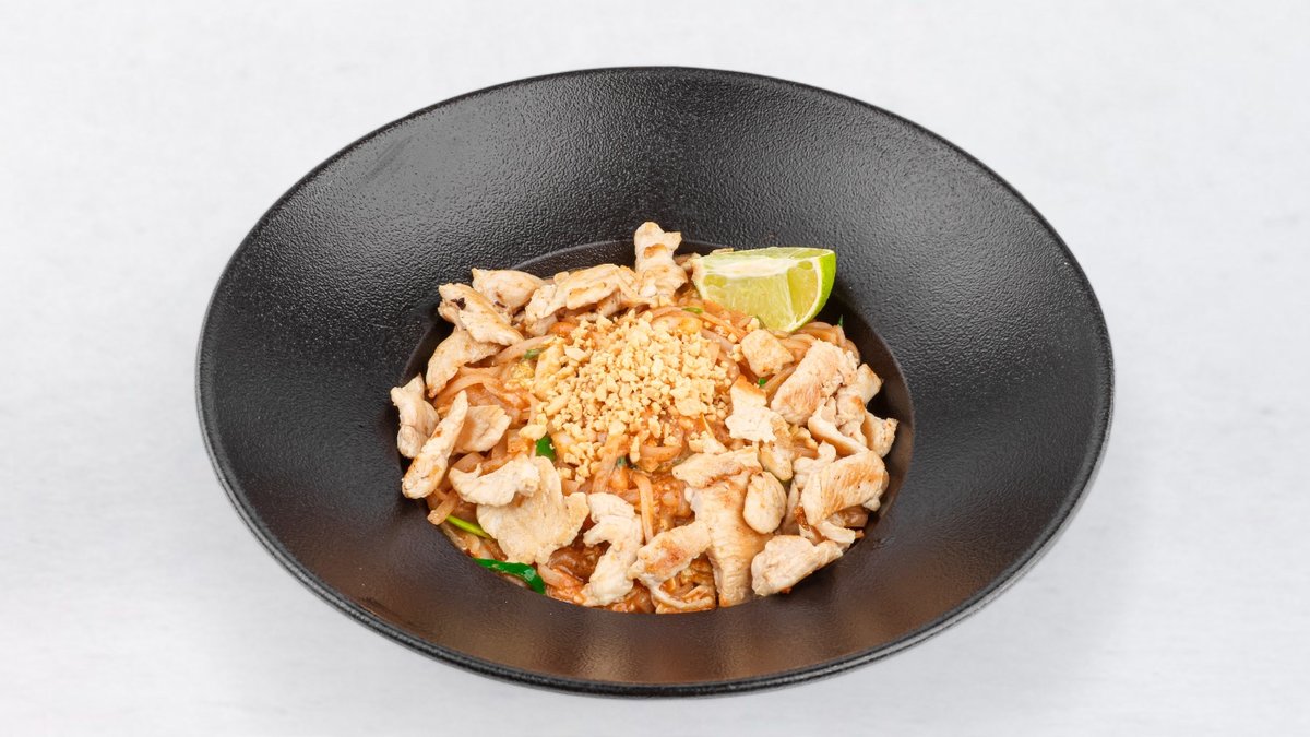 Pad thai s piščancem