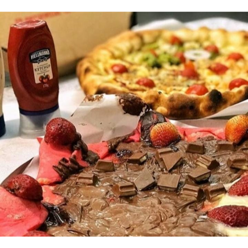 1 Pizza G + 1 Pizza P Doce