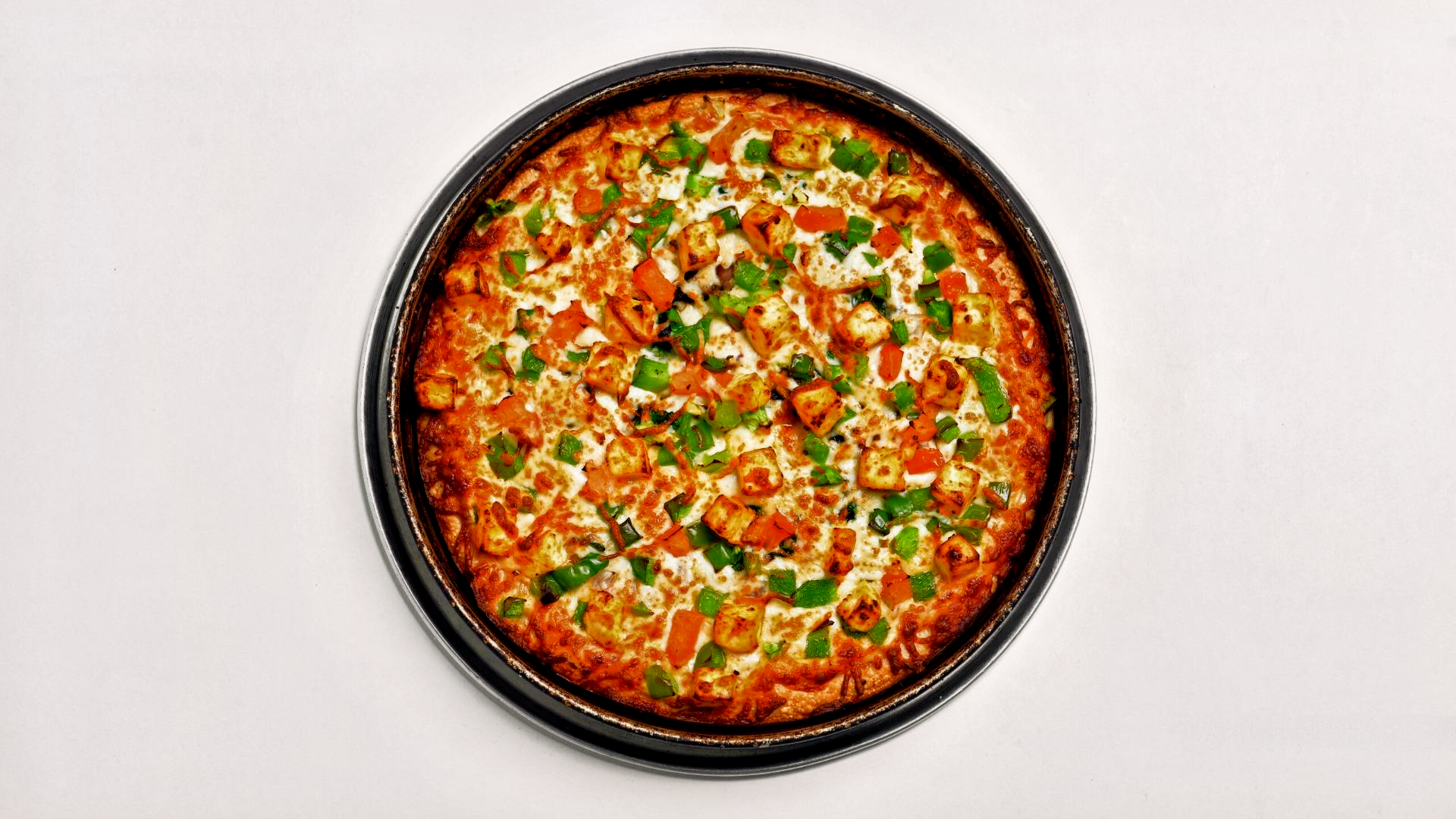 Shahi Paneer Pizza