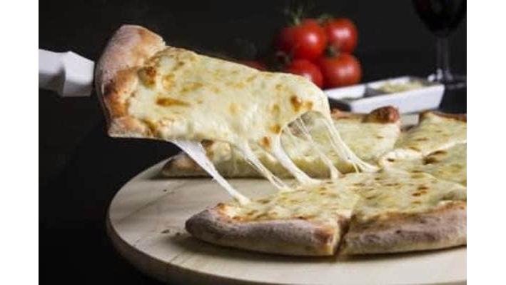 Pizza Quattro Formaggi 32cm