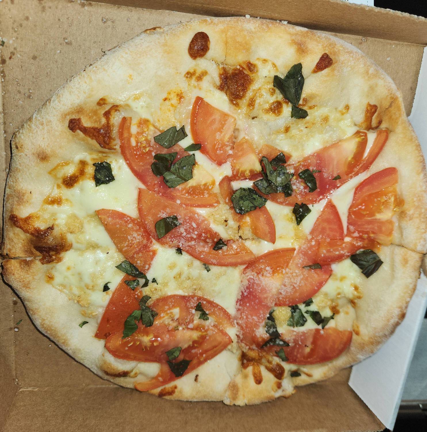 10" Mini Tomato Basil and Fresh Garlic Pizza