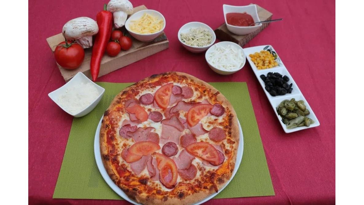 Pizza Canibale