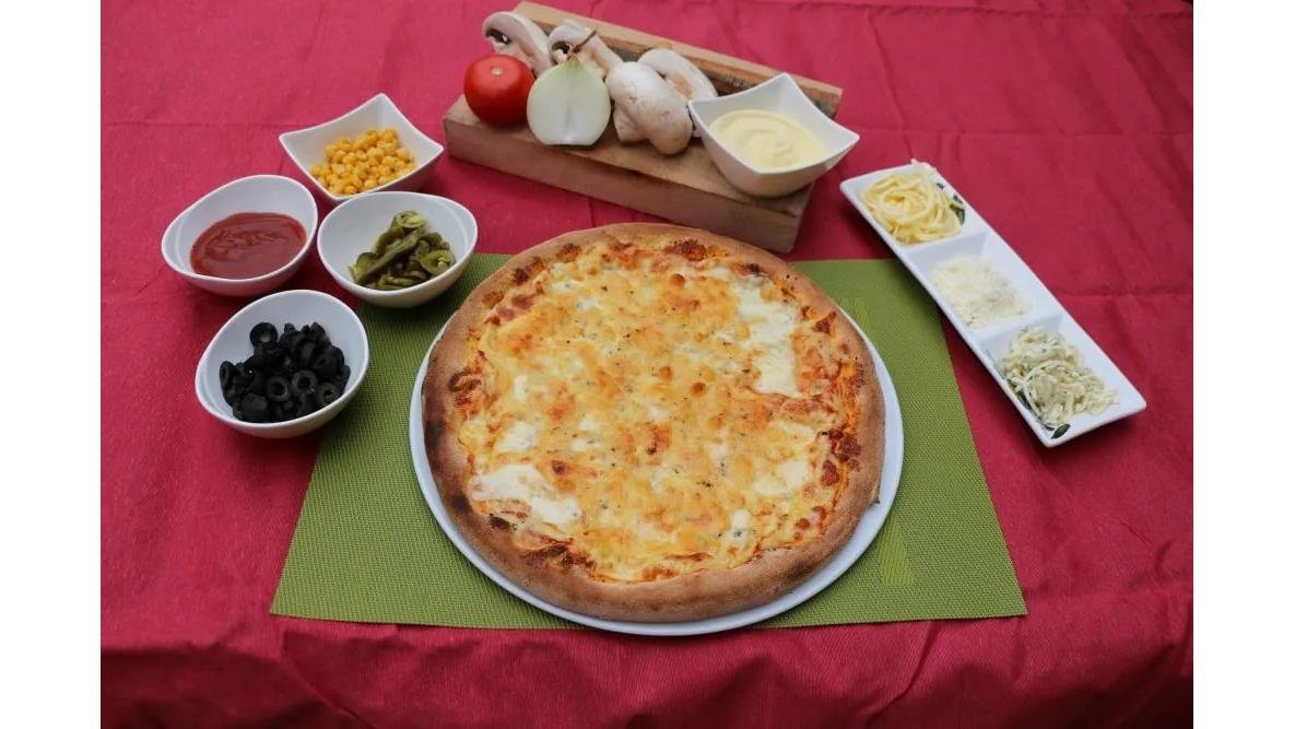 Pizza Quattro Formaggi