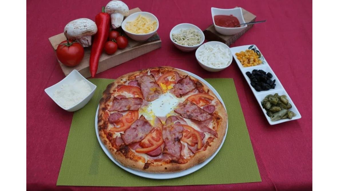 Pizza Românească