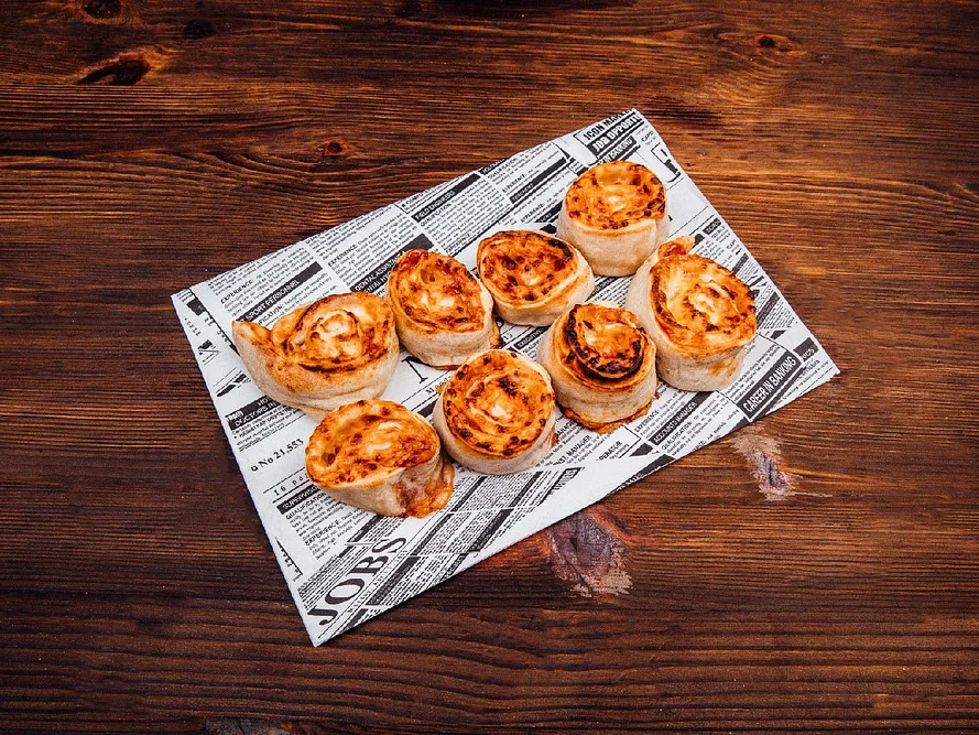 Pizza šnek šunka