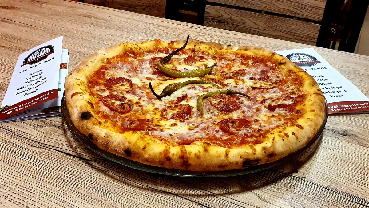 Pizza Magyaros 32cm