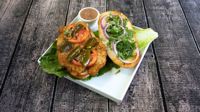 Milanesa De Pollo Torta
