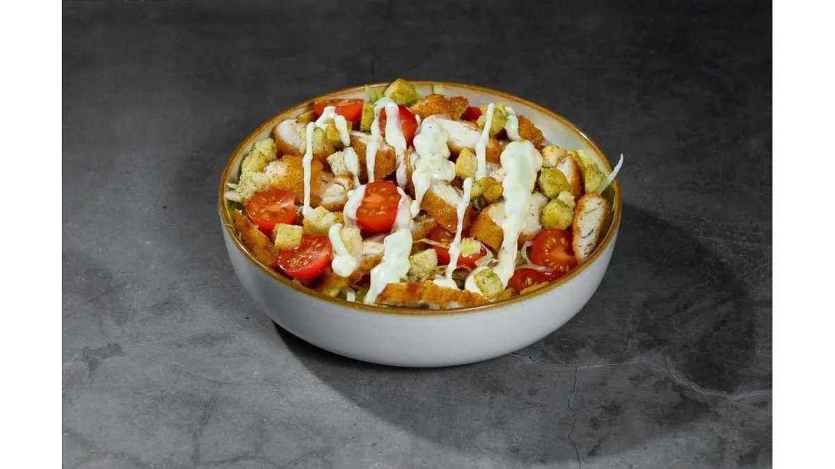 Salată caesar