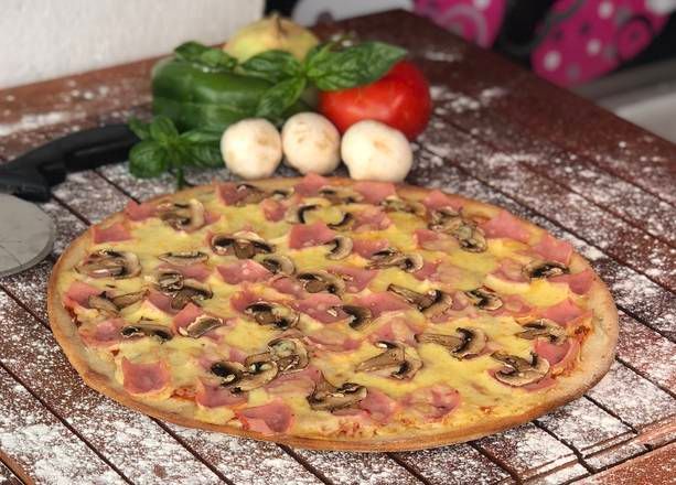 Pizza Jamón y Hongos