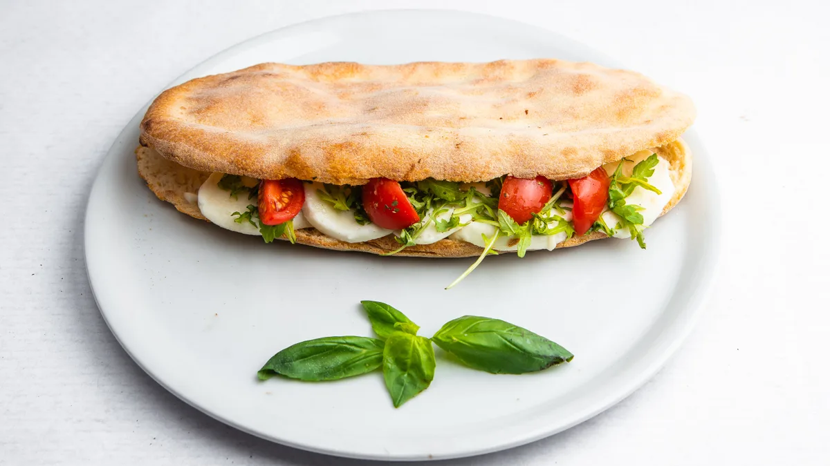 Sendvič caprese
