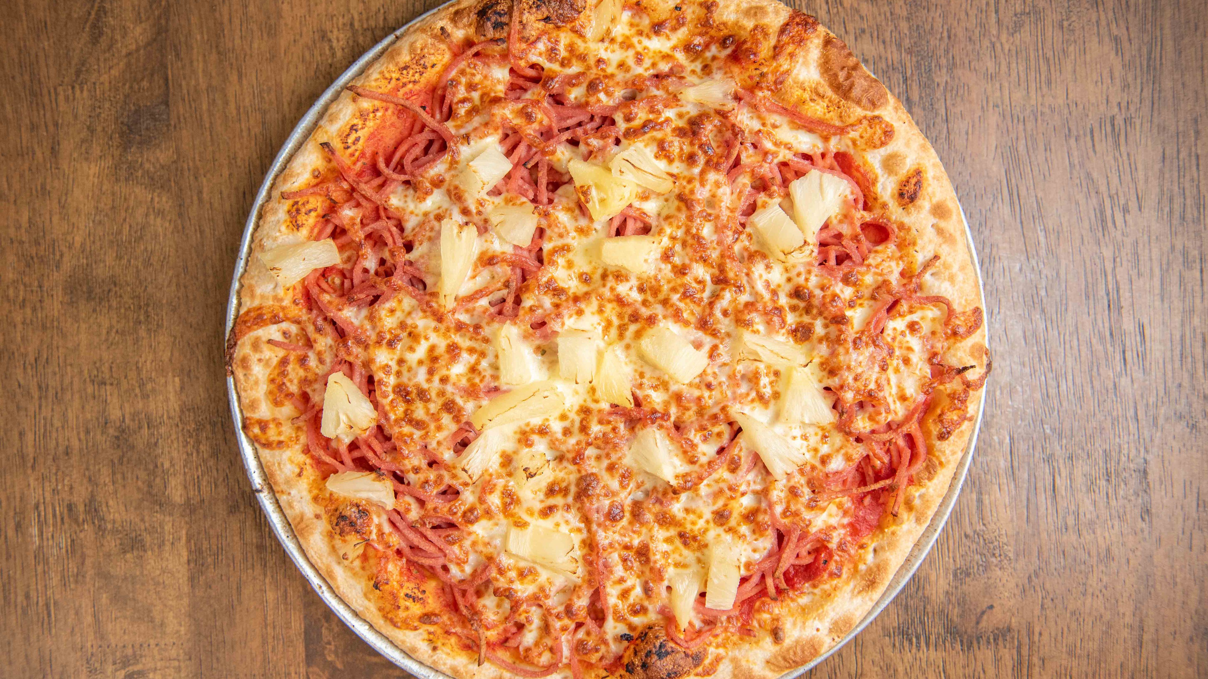 Hawaiian Traditional Pizza