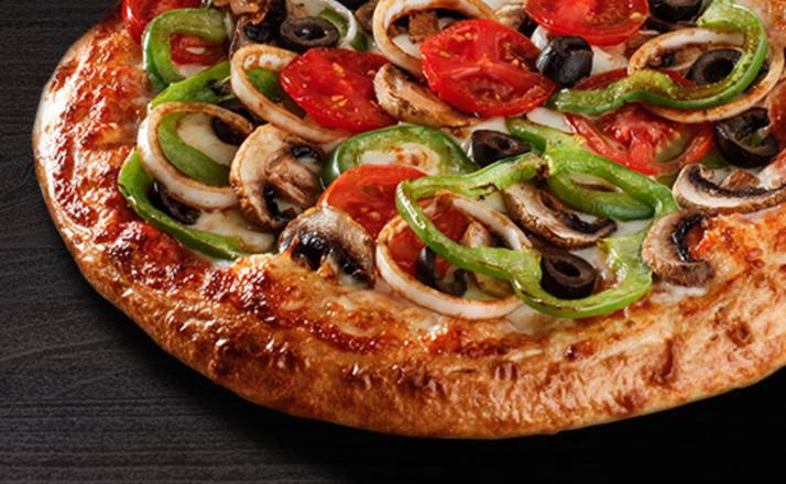 Veggie Cauliflower Pizza