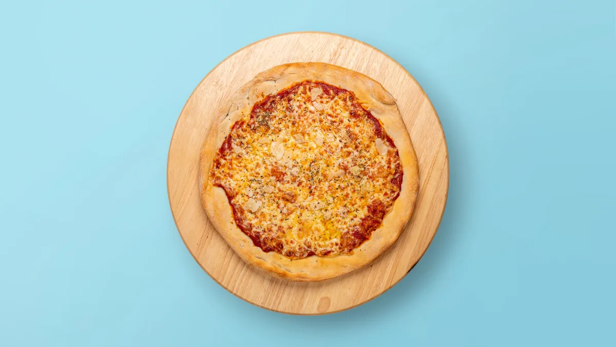 31. Pizza Margherita