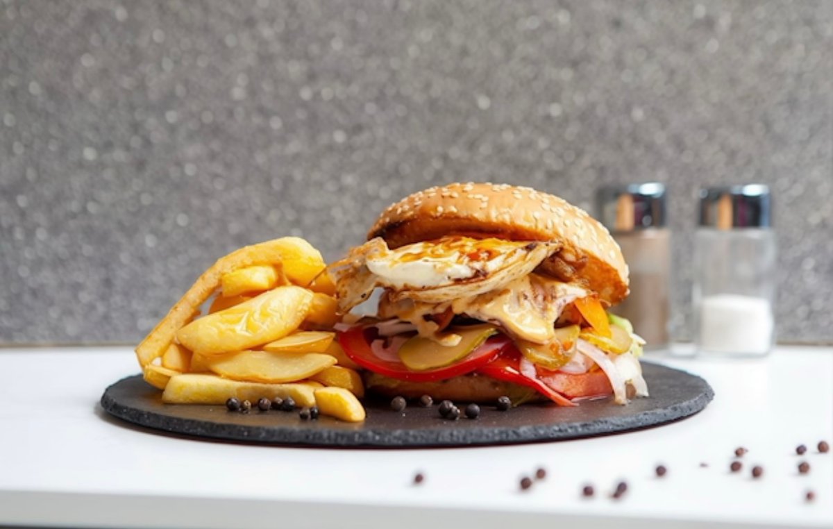 Meniu American Egg Burger