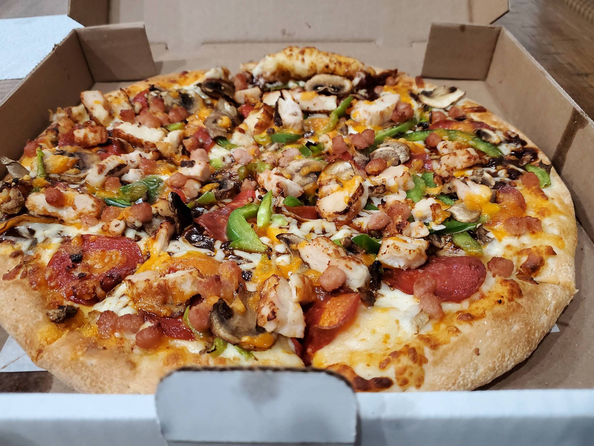Medium BBQ Chicken Bacon Pizza