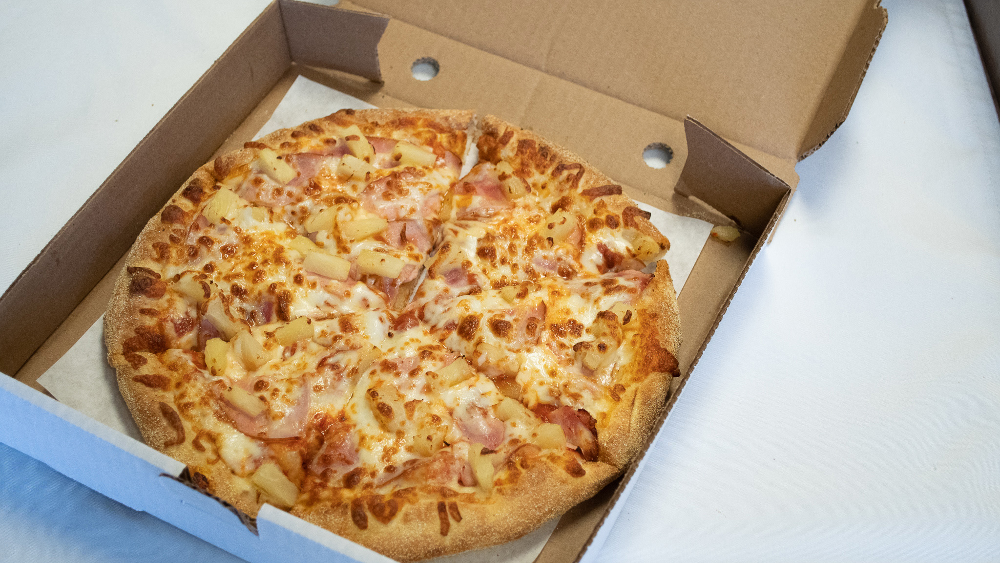 X-Large Hawaiian Pizza