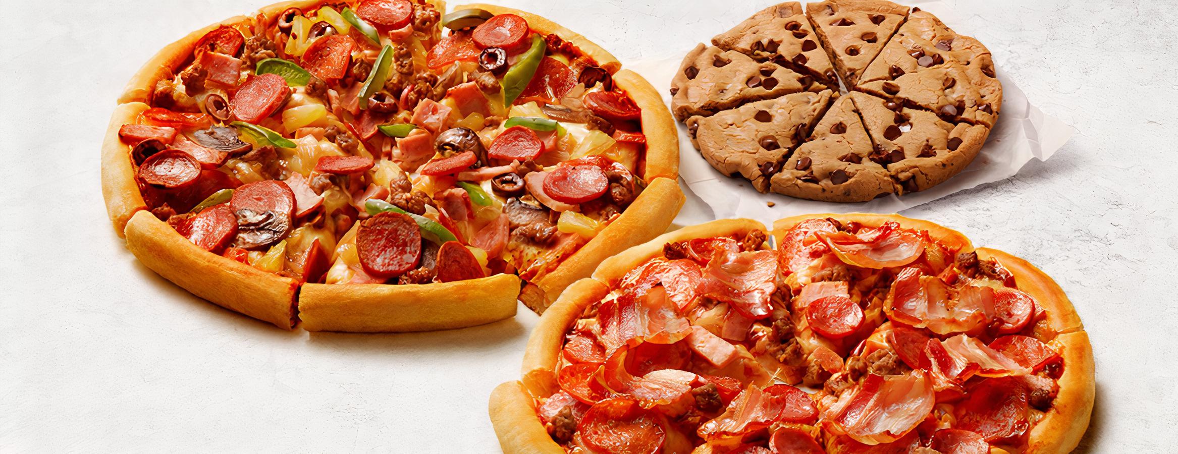 2 Large Pizzas +  Hershey's Cookie