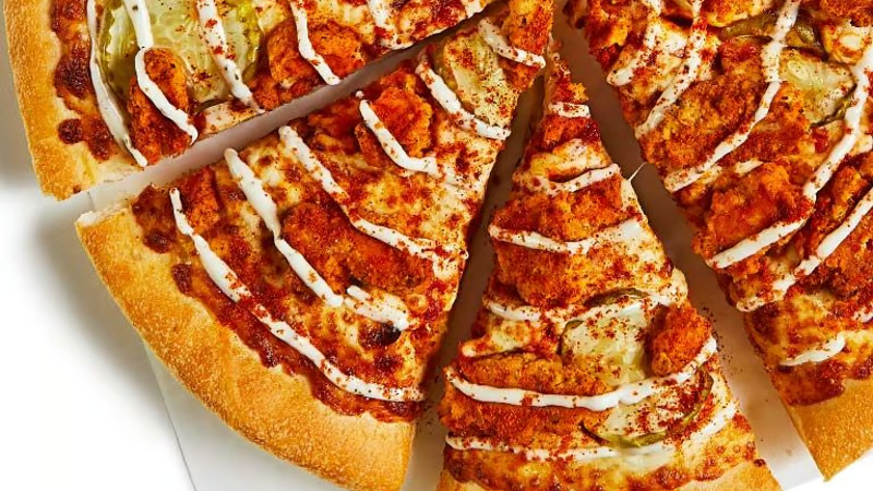 14" Large Nashville Hot Chicken Pizza