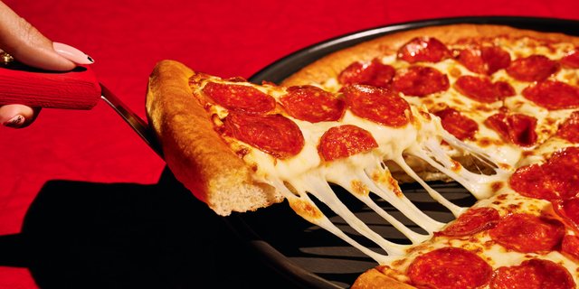 Pan Pepperoni Pizza