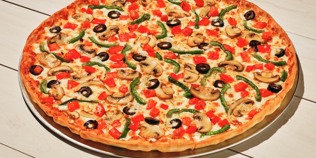 Veggie Lover's Thin 'N Crispy Pizza