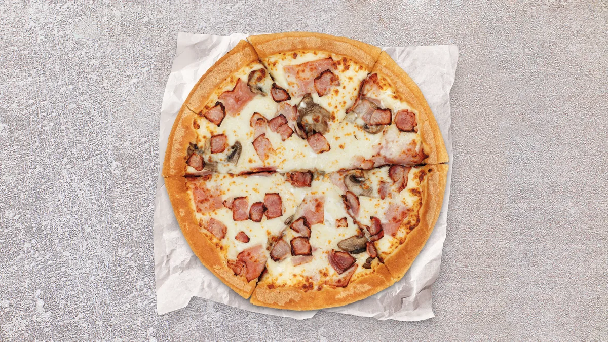Creamy Philadelphia Pizza