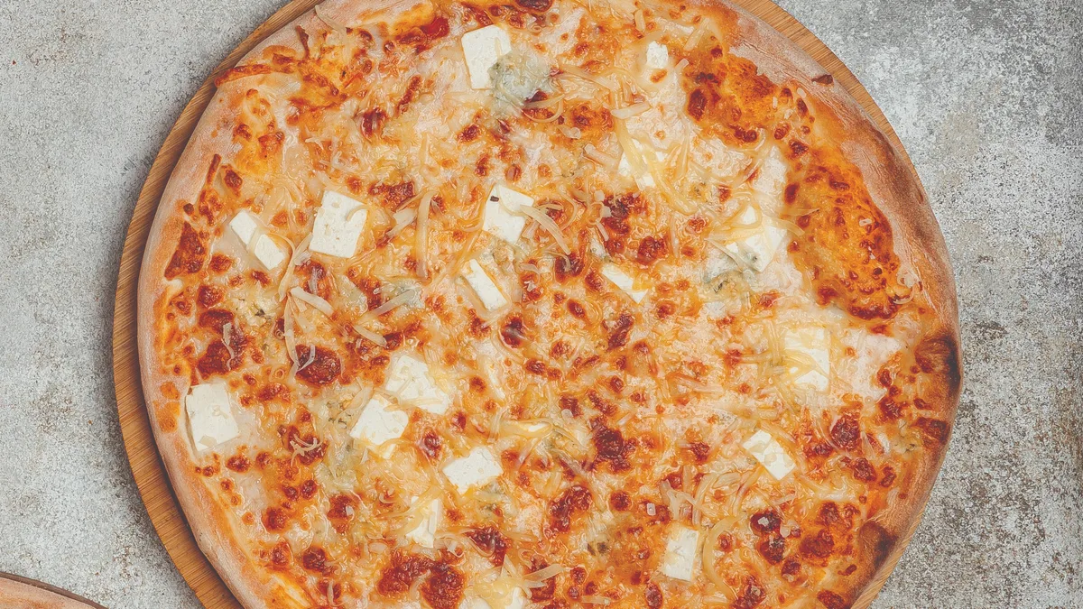 Quattro Formaggi Pizza