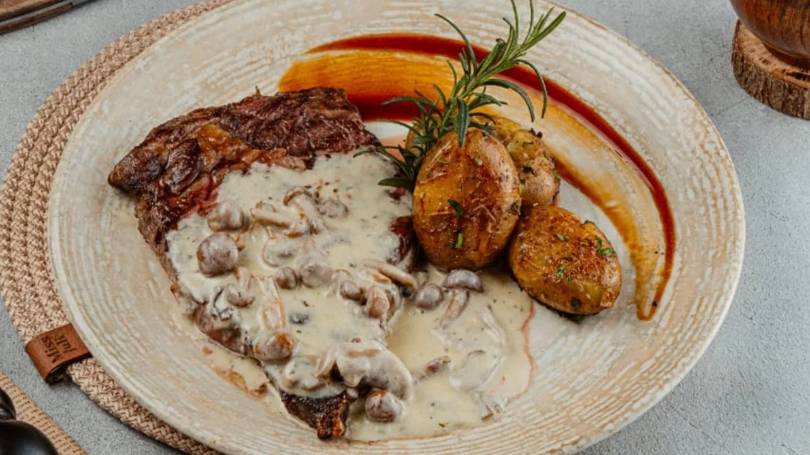 Rib-eye Steak Porcini