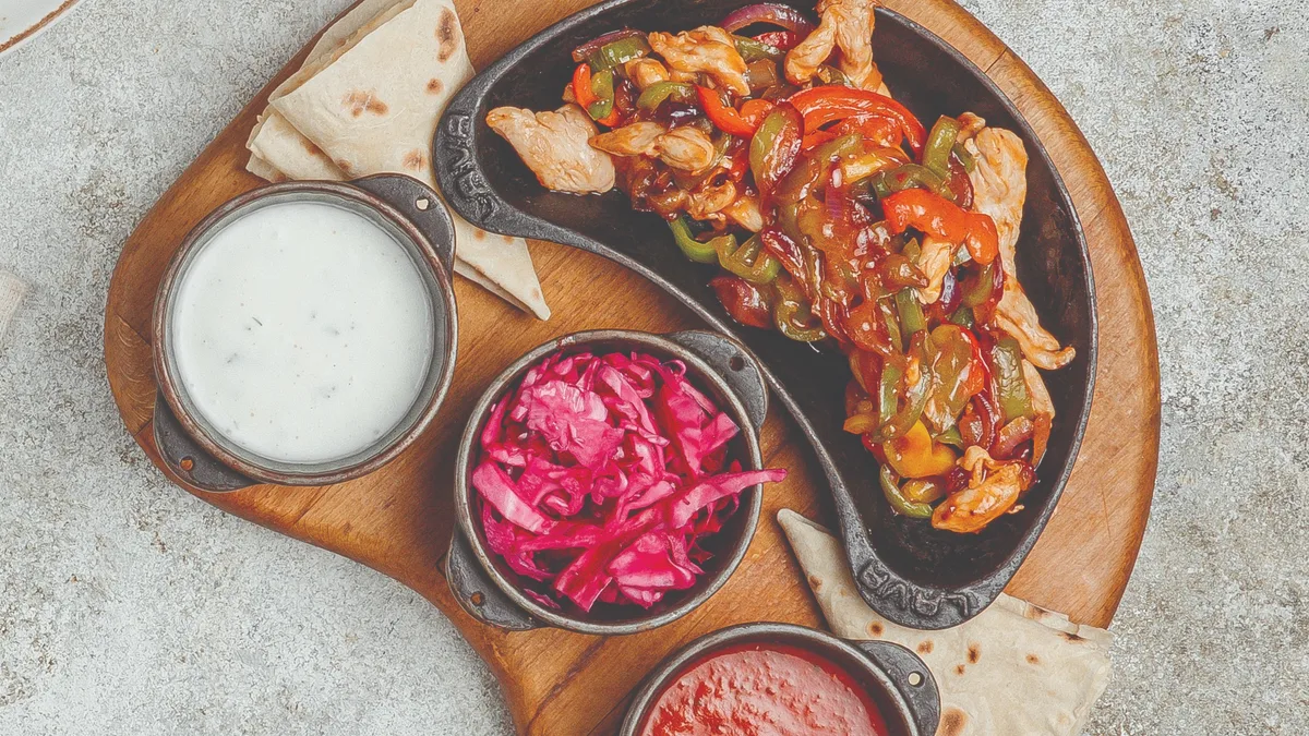 Toyuq Fajitas