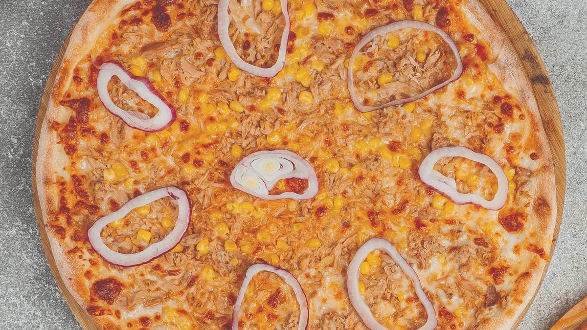 Tuna Pizza