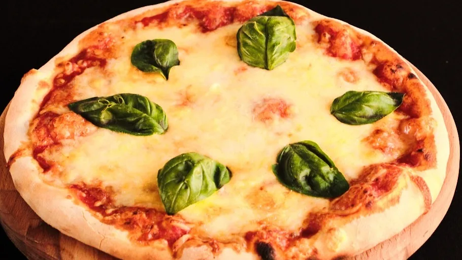Margherita porodična pizza