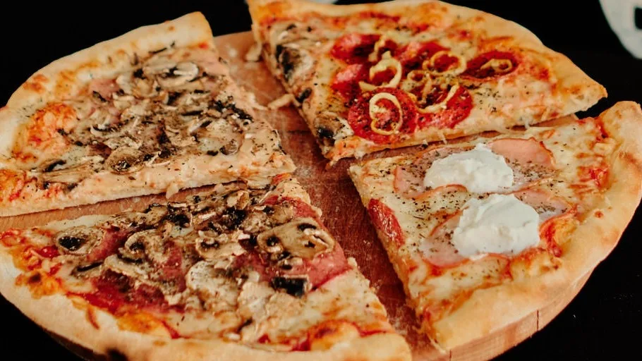Quattro stagioni pizza velika