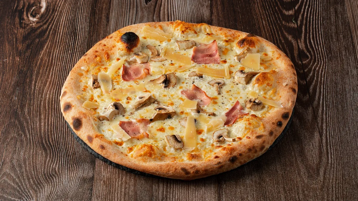 Πίτσα Carbonara