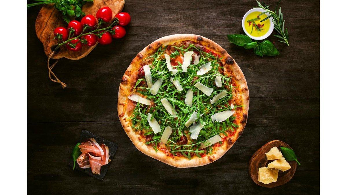 Pizza Crudo e Rucola