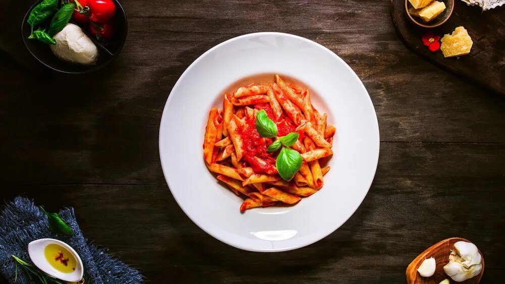Rigatoni al Pomodoro e basilico