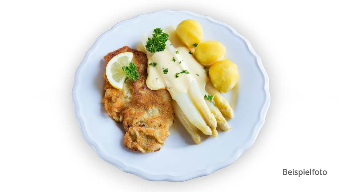 106. Schnitzel Hollandaise
