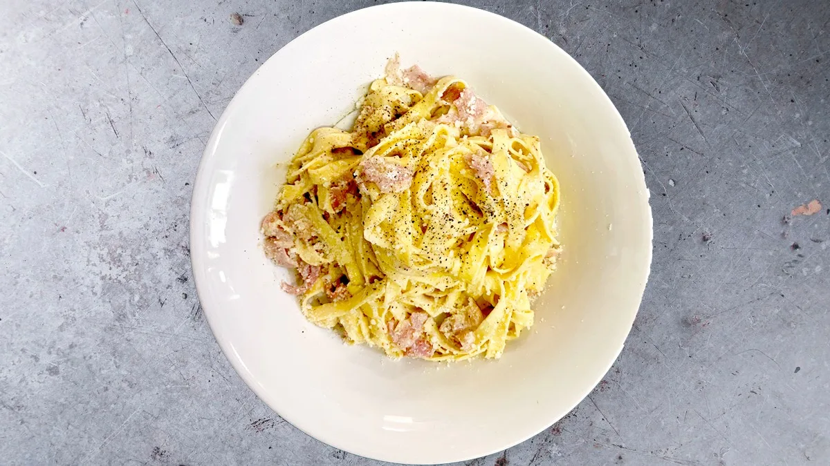 Rezanci carbonara