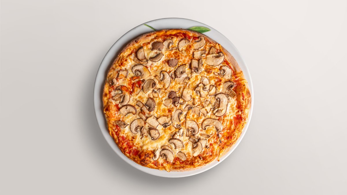 15. Pizza Funghi