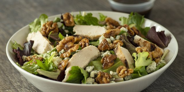Chicken-Walnut Salad