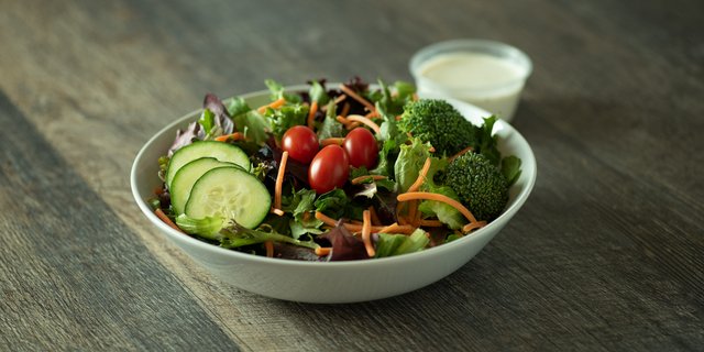 Seasonal Green Salad